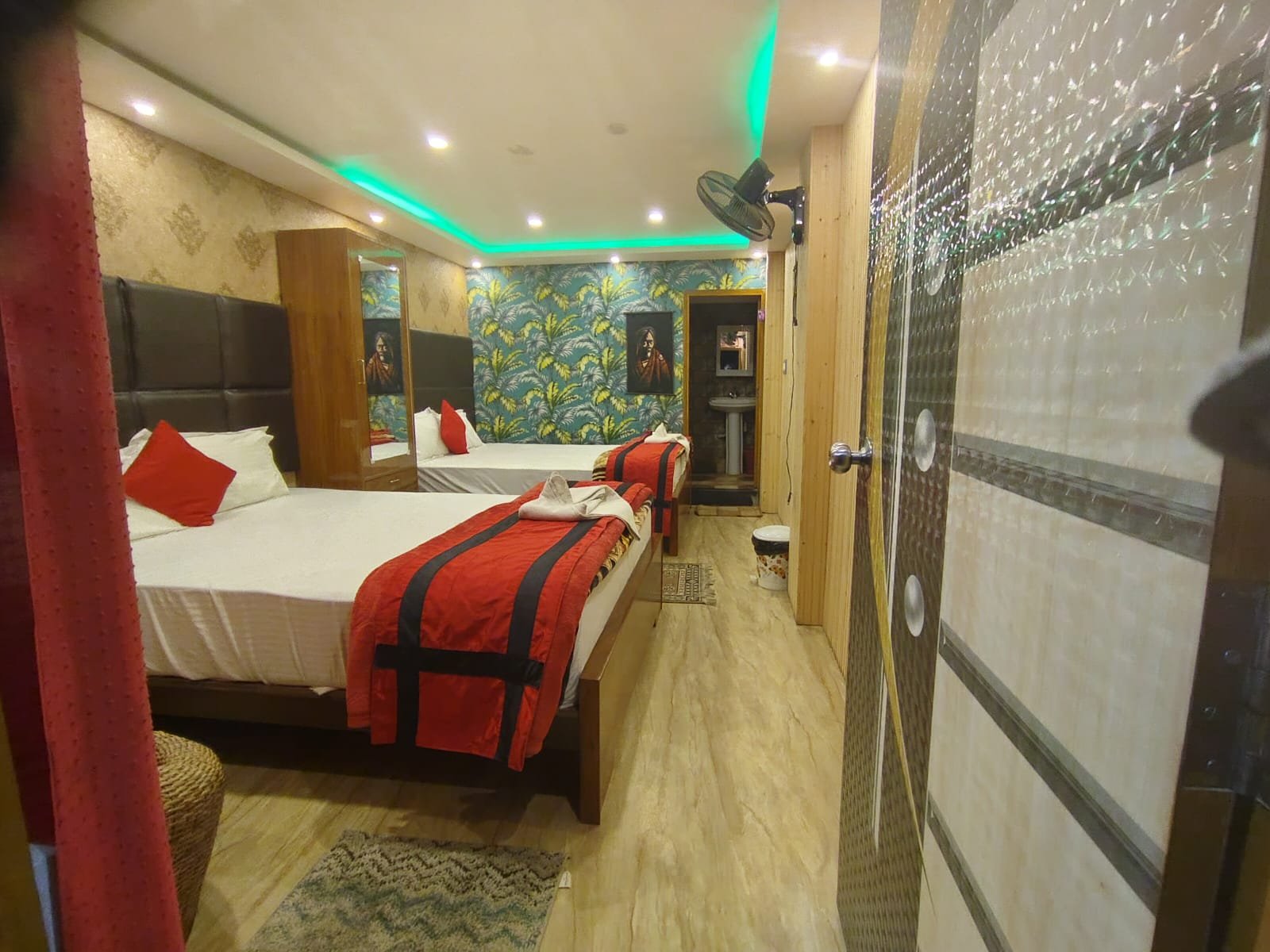 rooms